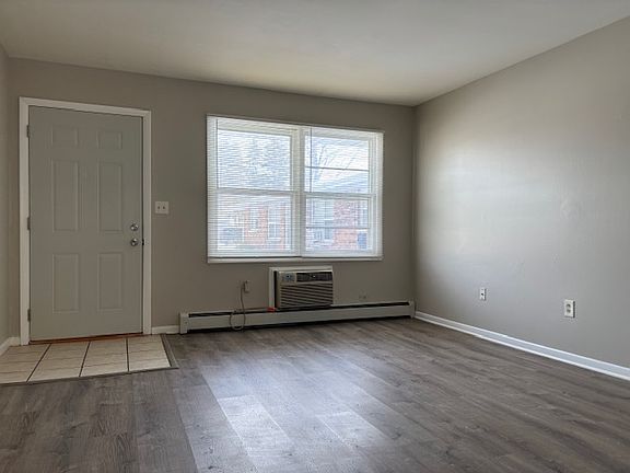 3rd image of 1722 Joanna Ave #1722