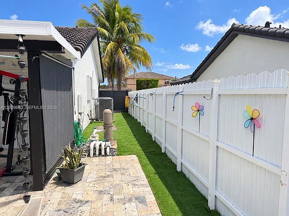 5th image of 20743 SW 128th Ct