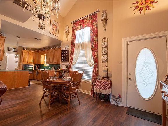 5th image of 113 Chimney Rock Ct