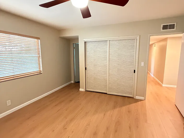 681 S Orange Grove Blvd #2 — Photo 9