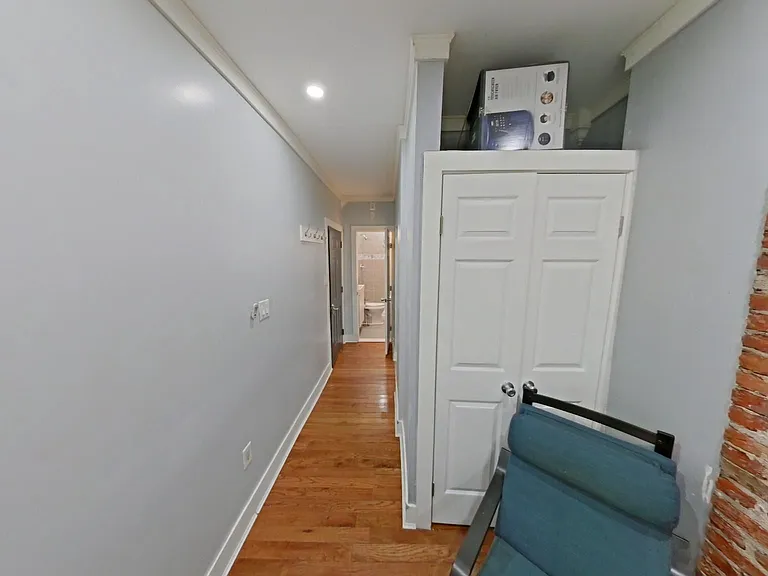 126 N 53rd St #1F — Photo 3