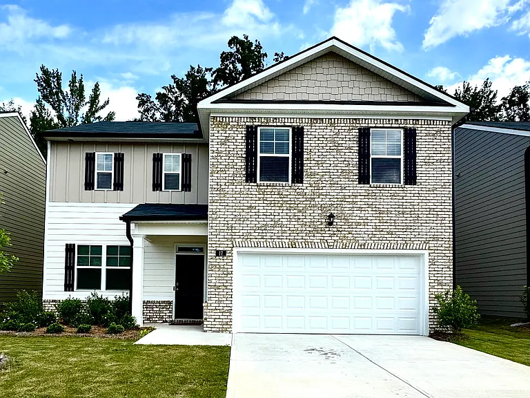 17 Woodbrook Trl — Photo 1