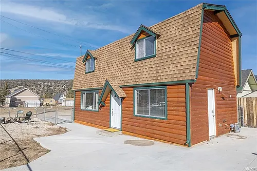 2176 5th Ln Photo 1