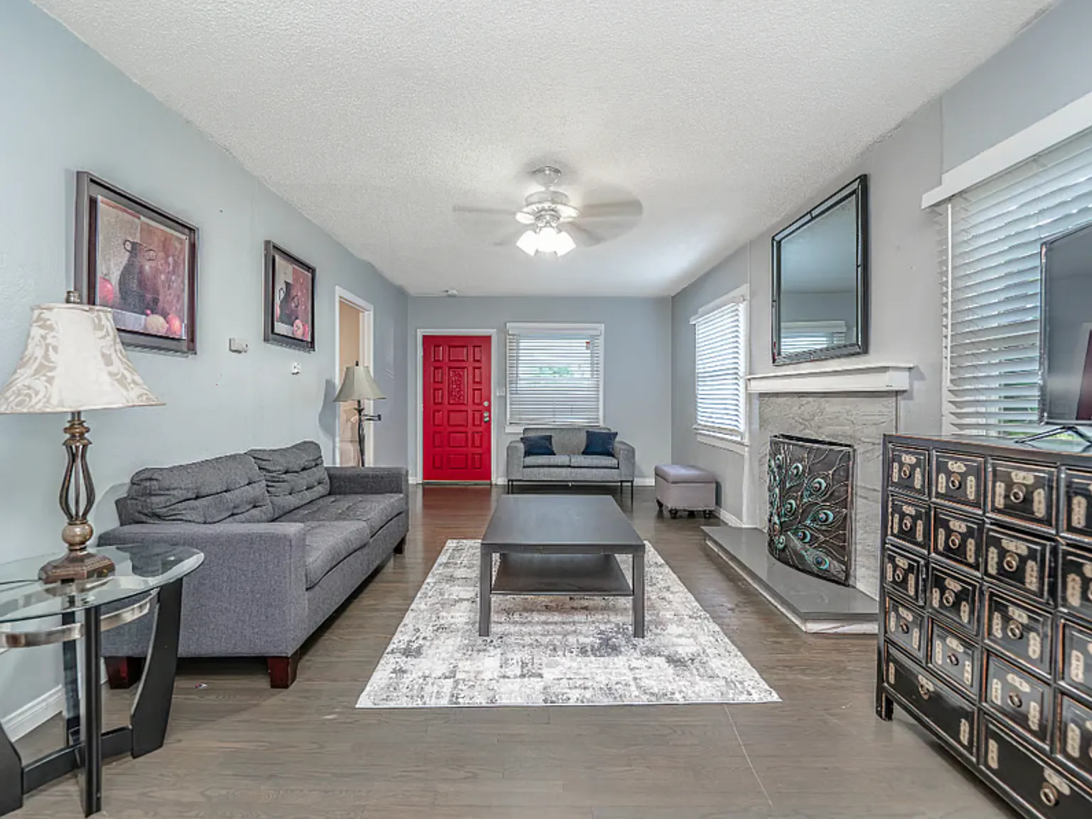 3 bed, 1137 sqft, $3,900 — Photo 4