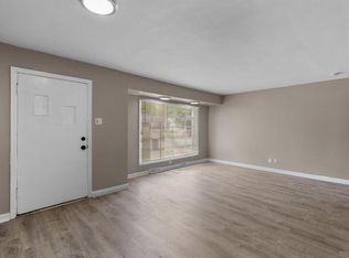 90 La Havre Cir, Florissant, MO