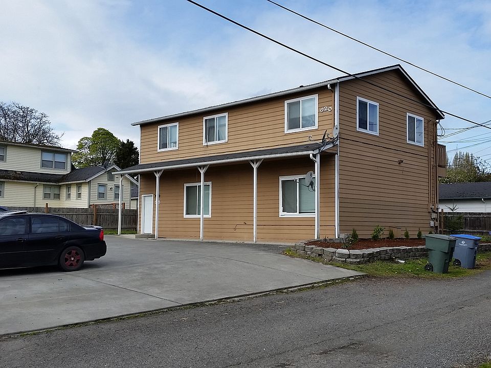 1st image of 518 S Race St