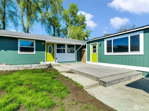 8705 12th Street NE, Lake Stevens, WA 98258