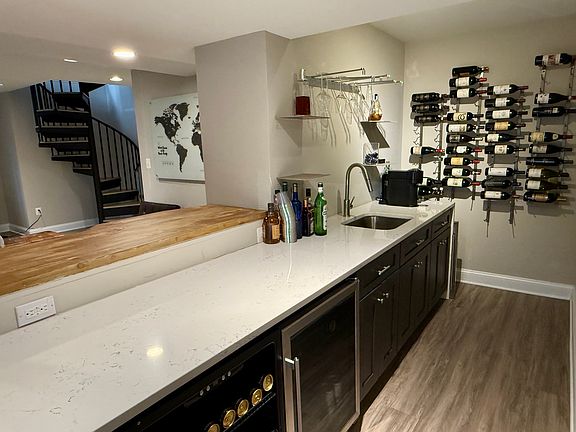 3rd image of 1125 Duchess Dr #1