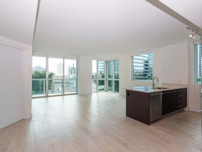 500 Brickell Ave APT 602, Miami, FL, 33131