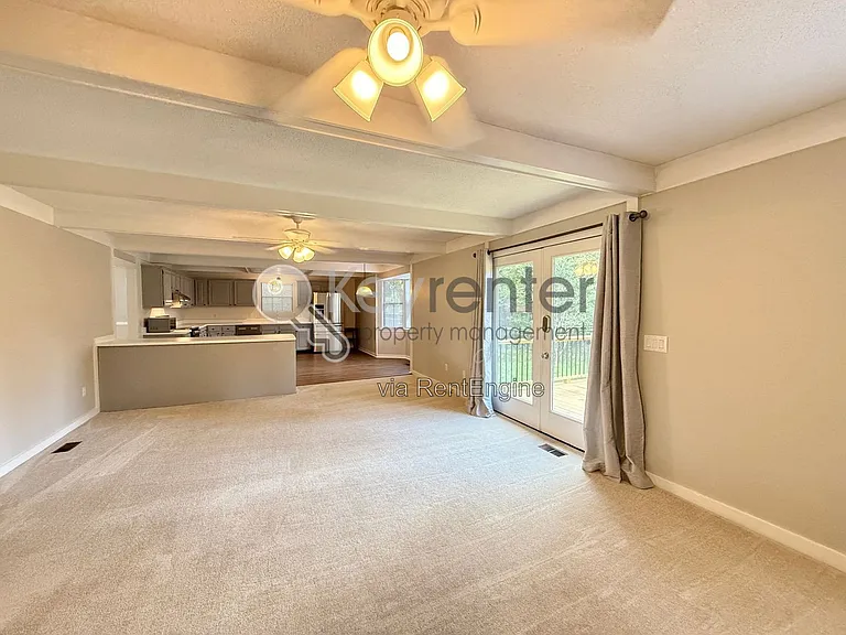 6407 Harbor Master Dr — Photo 11