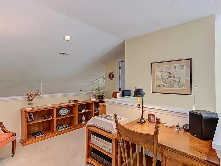 205 Windhover Dr — Photo 14