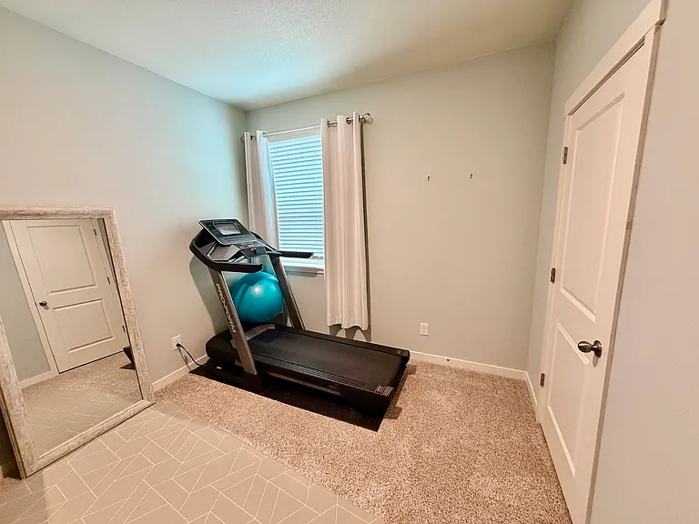 1820 Hydrangea Dr — Photo 17