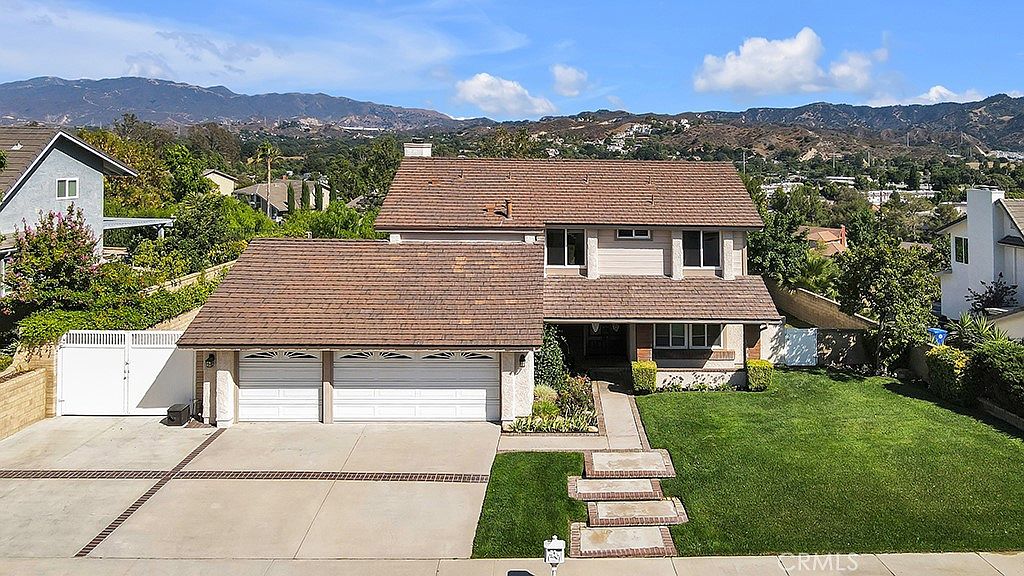 25378 Cariz Dr, Santa Clarita, CA 91355 | Zillow