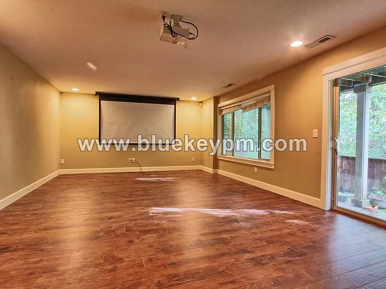 964 W S Cir — Photo 11