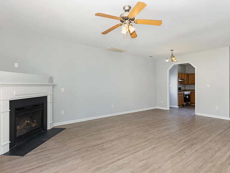 108 Caribbean Ct — Photo 8