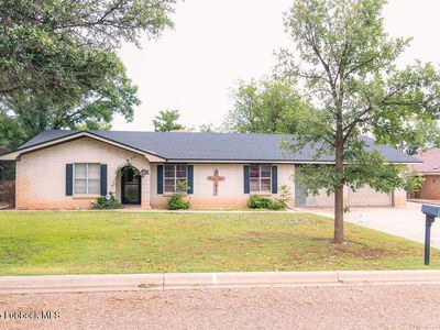 303 Comanche Trl, Tulia, TX, 79088