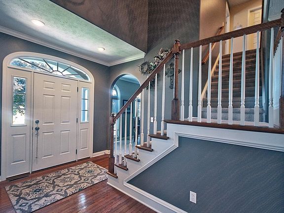 3rd image of 57691 Boulder Ct