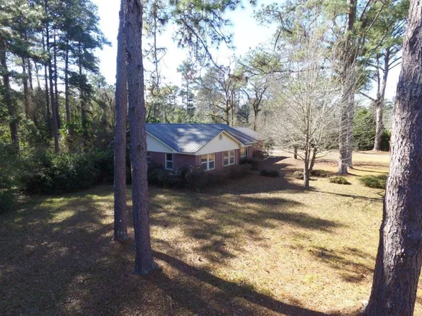 5 Sunset Rd, Laurel, MS 39440