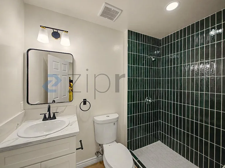 3751 E 6th St — Photo 17