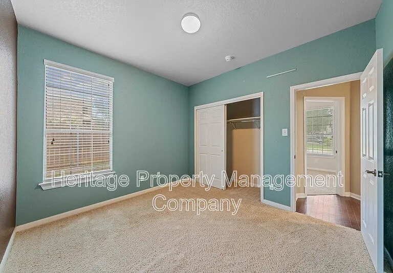 141 Springtree Blf — Photo 28