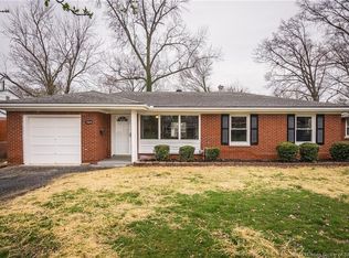 2589 W Robin Rd, New Albany, IN 47150