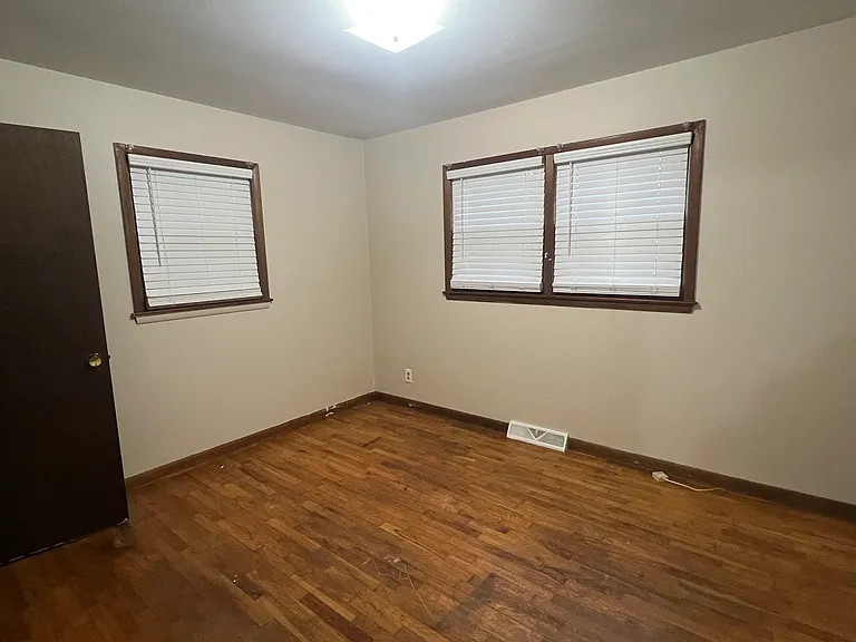 2351 W Norton Rd — Photo 11
