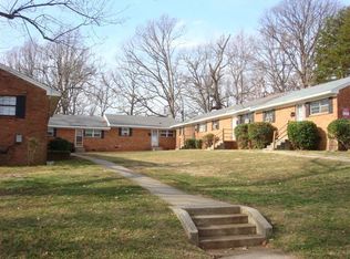 1018 Fir Pl, Greensboro, NC 27407