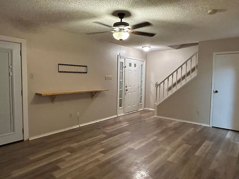 101 Wilbourn Blvd #904 — Photo 4