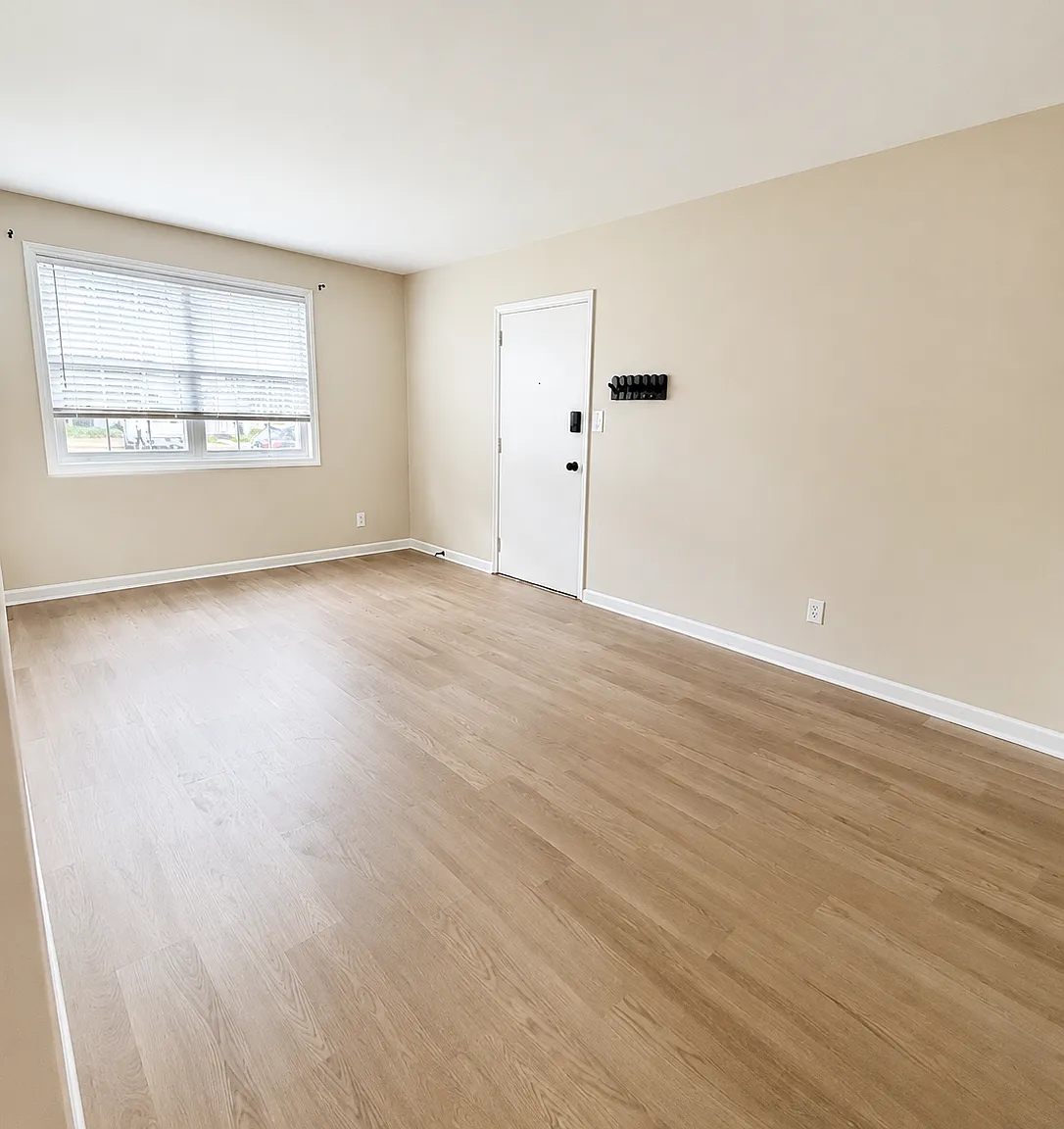 1 bed, 600 sqft, $1,400 — Photo 3