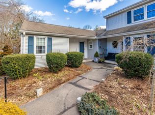 47 Springbrook Dr #47, Glastonbury, CT 06033