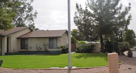 0007100825012_20131105012154172_3.JPEG