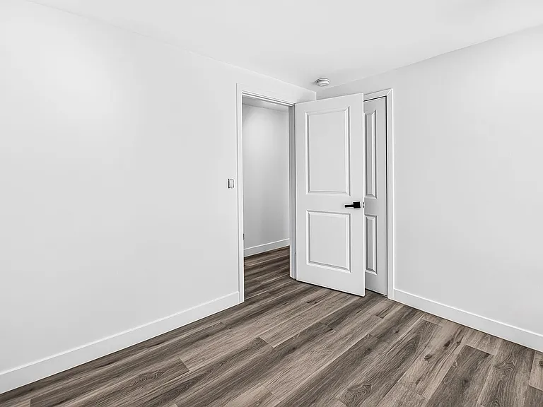 8101 Larson Avenue — Photo 26