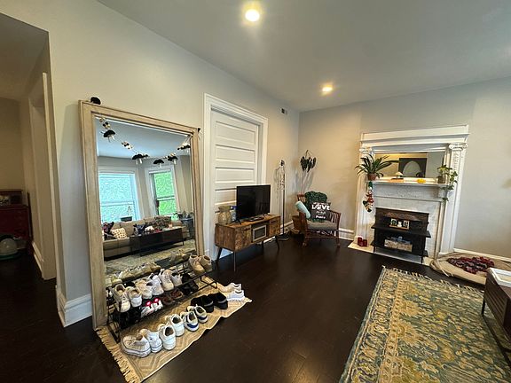 3rd image of 2916 Arkansas Ave #2916