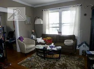 174 Winthrop Rd #5 — Photo 2