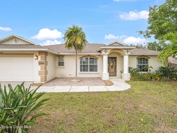341 Dolphin St SE, Palm Bay, FL 32909