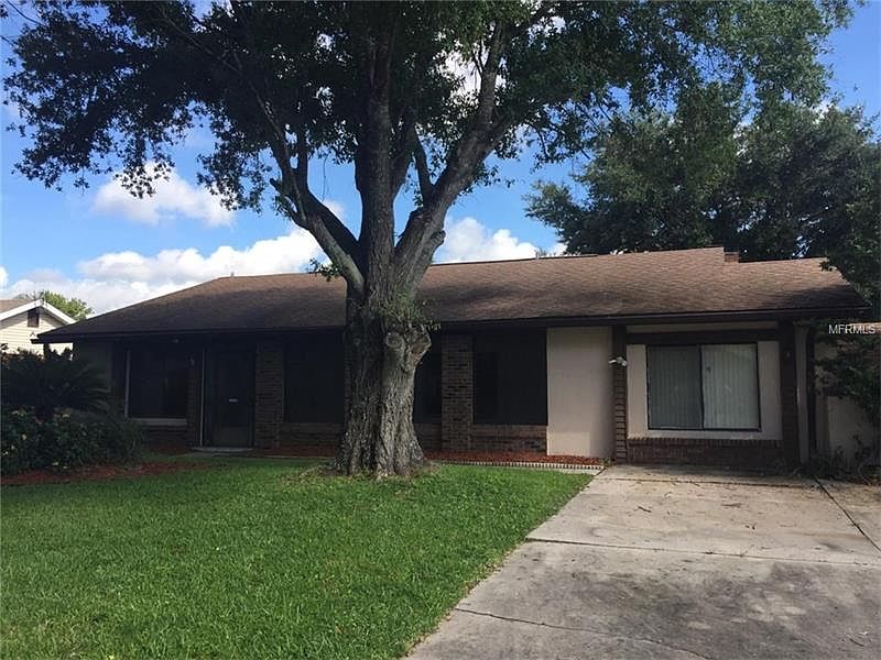 1st image of 703 Green Ct
