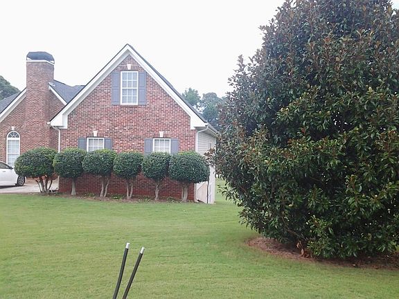 2nd image of 185 Blackjack Oak Dr