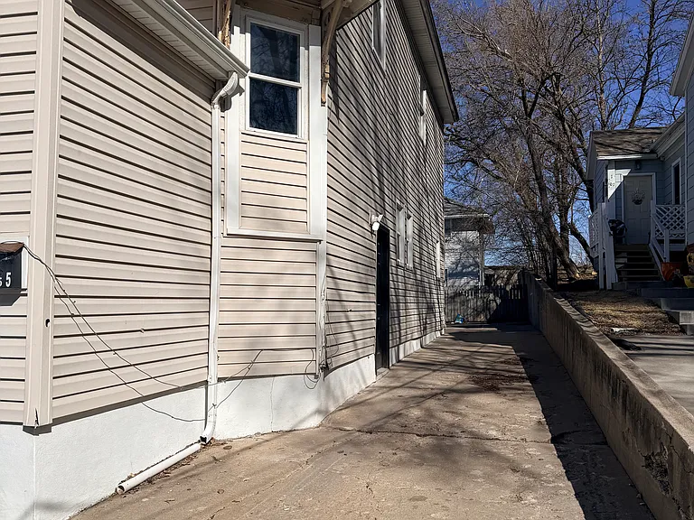 103 Park Ave #4 — Photo 8
