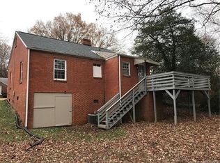 319 Westwood Dr, Statesville, NC 28677