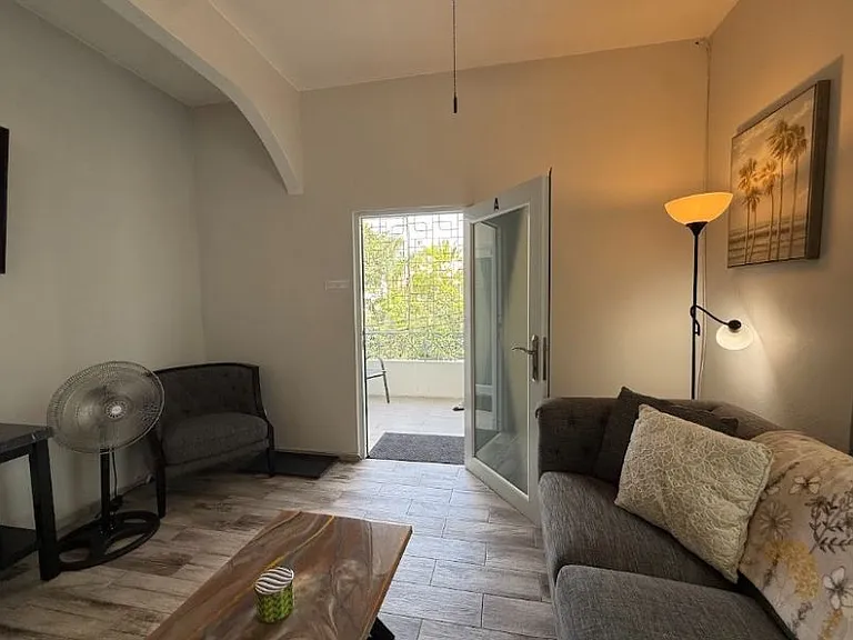 515 Calle Barbe #2A — Photo 4