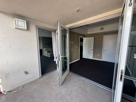 4th image of 875 G St Unit 603
