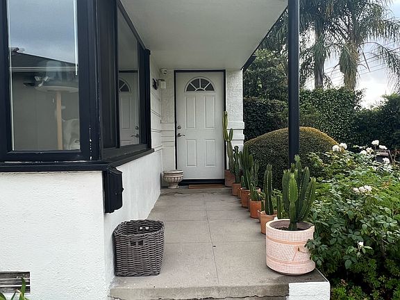 3rd image of 3636 Sawtelle Blvd