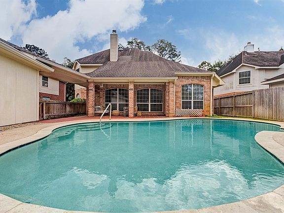 2nd image of 1606 Barrington Hills Ln