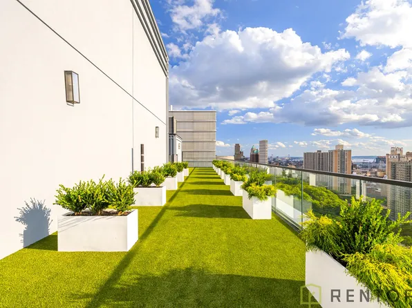 69 Adams Street image 11 of 21