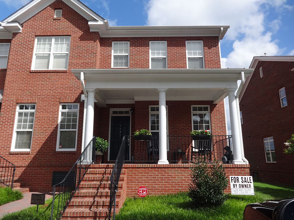 Luxury end-unit townhouse