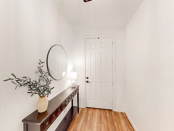 4th image of 2237 Stella Ln