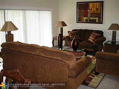 4th image of 4323 NW 70th Ln