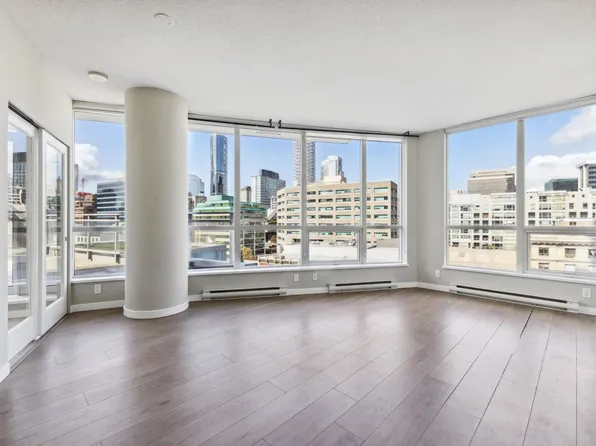 833 Seymour St #806, Vancouver, BC V6B 0G4