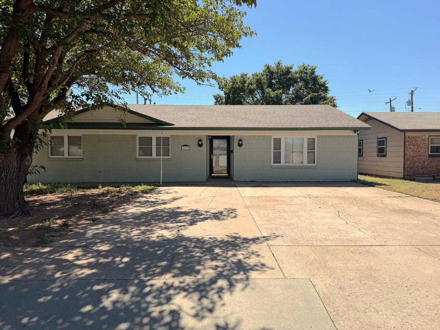 4 bed, 2.0 bath, 1675 sqft, $1,700 — Photo 1