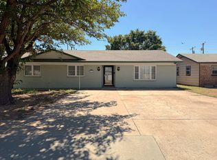 5015 52nd St, Lubbock, TX 79414
